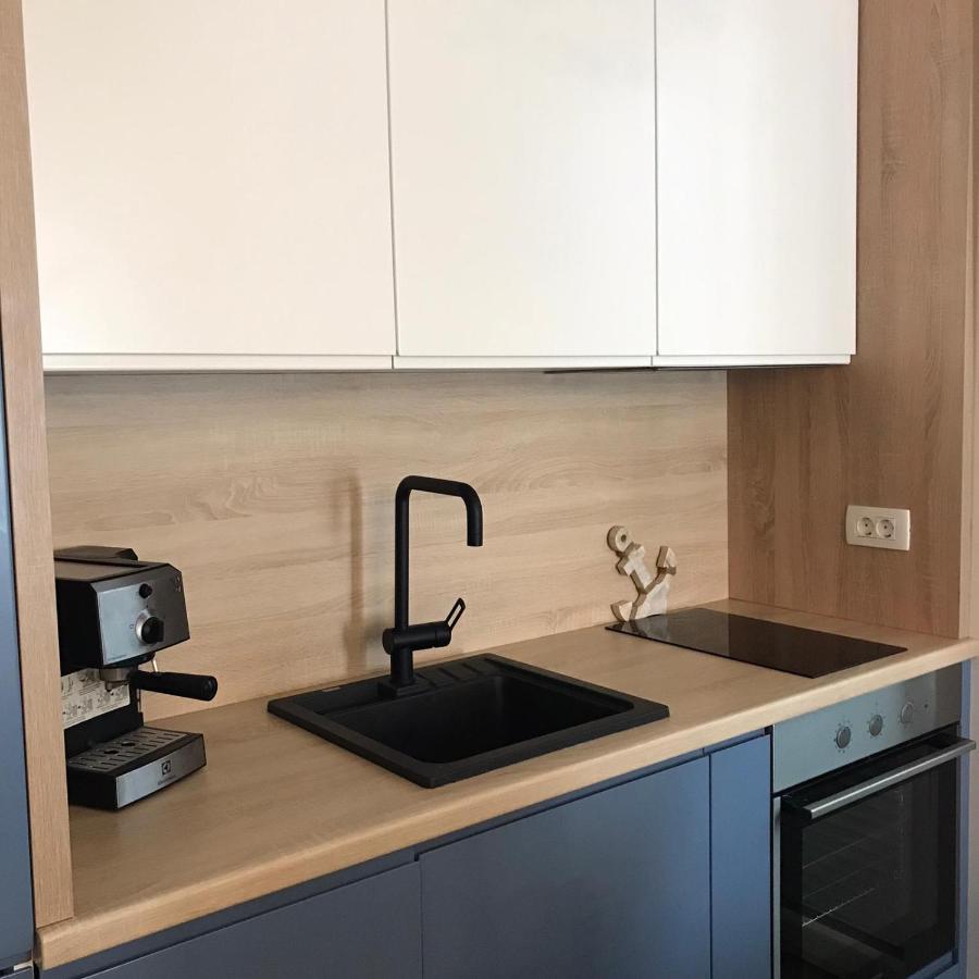 Villa Apartment Joel Трогир Екстериор снимка