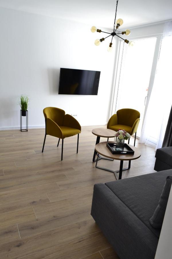 Villa Apartment Joel Трогир Екстериор снимка
